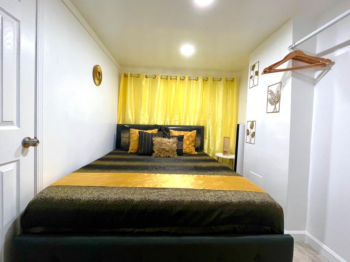 The Amber Retreat - Brooklyn Centre Comfort - Charming Space For Families, Couples & Business Travelers Near Downtown - With 300Mb Wifi, Parking & Self Check-In Cleveland Exteriér fotografie